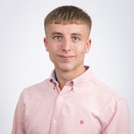 Lewis Bethell-0979