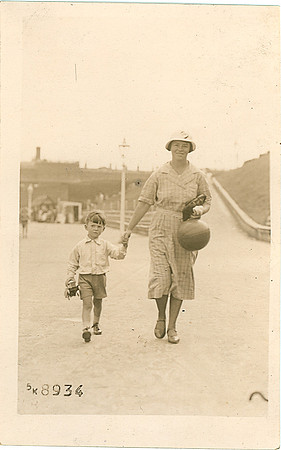 Colin and his Mum Elsie c1936