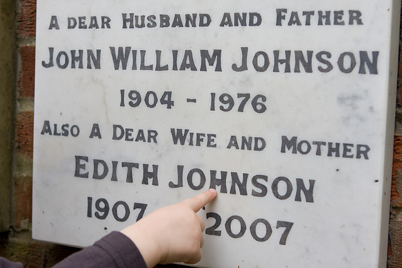 Bedford Cemetary_-13