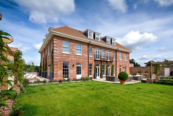 Commercial property photography, Marley Alutec
