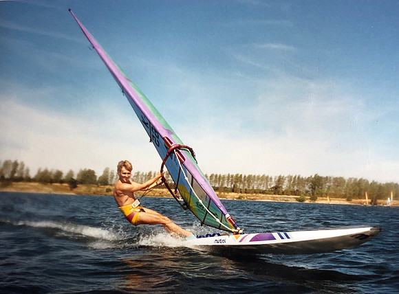 Ian Mistral Equipe 1990