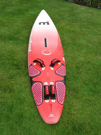 Mistral Electron 002
